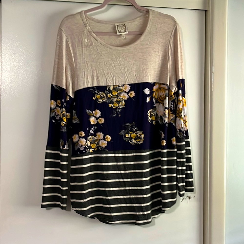 🍇long sleeve swoop neck tunic style boho blue floral grey stripe size large